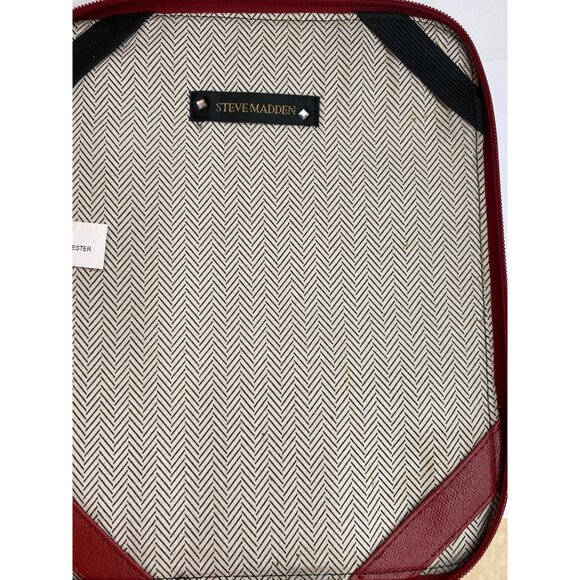 Steve Madden Red Faux Leather Glossy Zippered Tablet Case With Gold Logo Plate - Picture 11 of 14